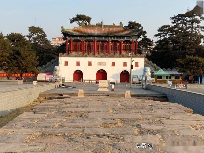 4、普陀宗乘之城