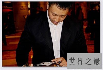 中国第一保镖李旭太酷了 肌肉看着满满的安全感