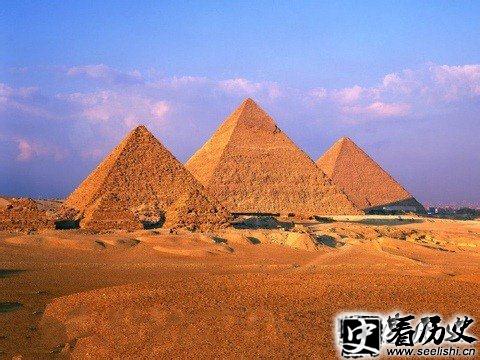法老们为什么建造金字塔?