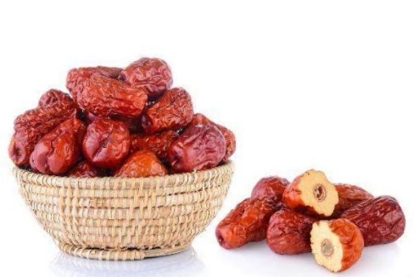 红枣泡水可以天天喝吗 红枣泡水的正确方法