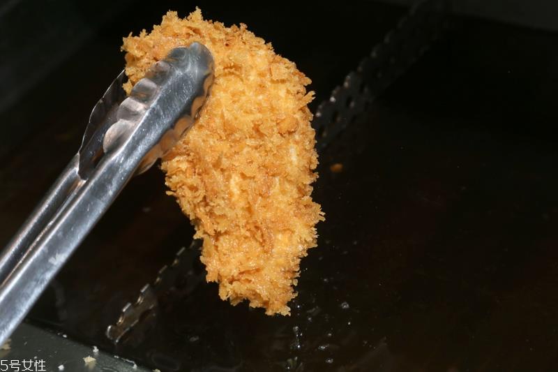 日式炸猪排的做法及吃法