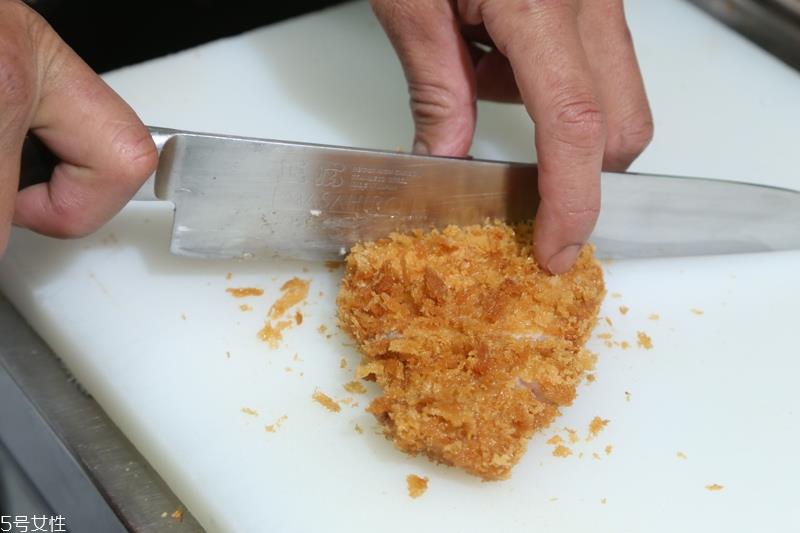 日式炸猪排的做法及吃法