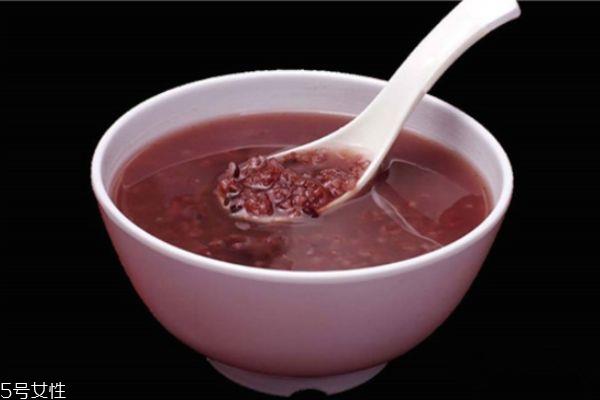 黑米的吃法及营养价值 黑米粥好吃又营养的做法