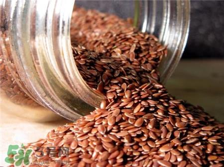 亚麻籽油的作用 亚麻籽油的功效