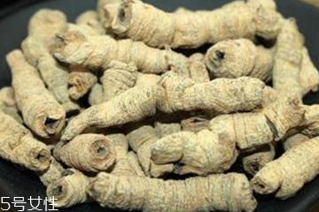 巴戟天能泡酒吗 牛漆巴戟天酒