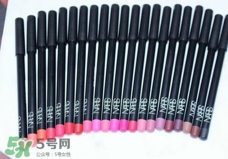 nars2017唇膏笔色号_nars2017唇膏笔试色图