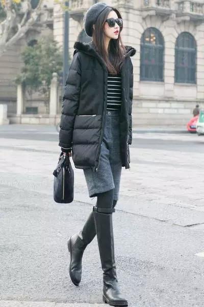 长靴羽绒服搭配技巧