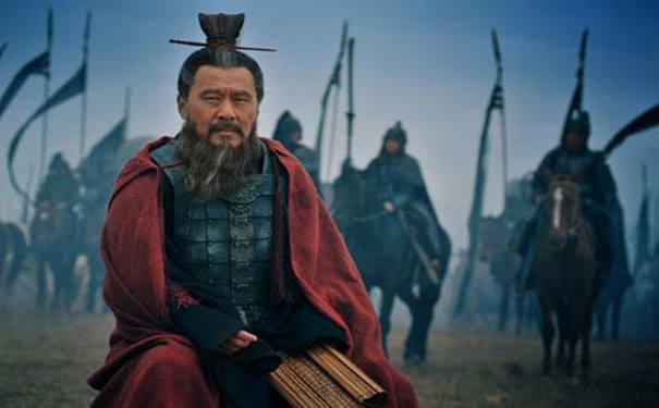 三国演义:袁术称帝后为何会失败?他算到了一切,却漏了这一点