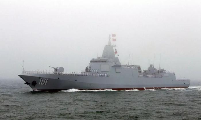 中国4艘最强驱逐舰，同时曝光！每一艘在地球上，都能排在最前头