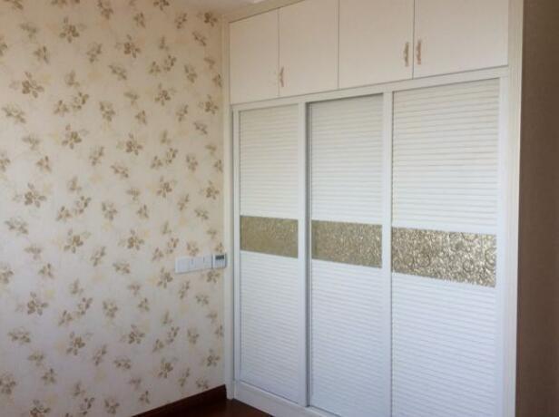 装修不听劝,全屋贴满了瓷砖,一到夏天就后悔了