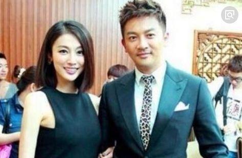 苏有朋原来早已结婚,新娘美貌不输林心如,难怪不遵守40年之约