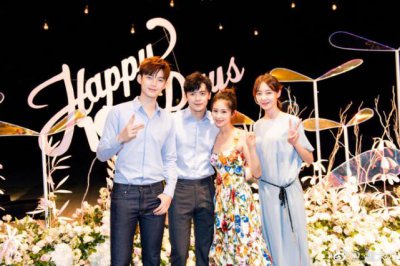 ​颖儿付辛博婚礼现场照曝光，新郎新娘甜掉牙，伴郎伴娘超养眼