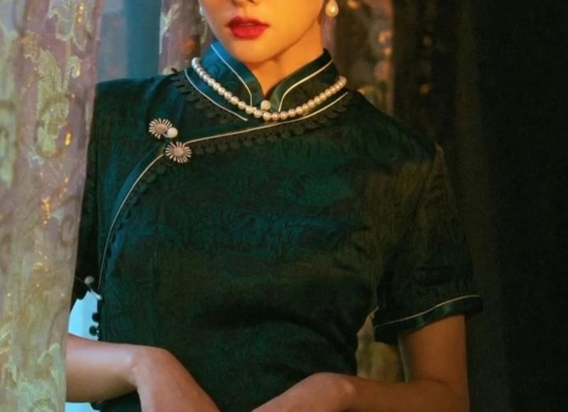 第一次和女生约会聊天聊什么话题