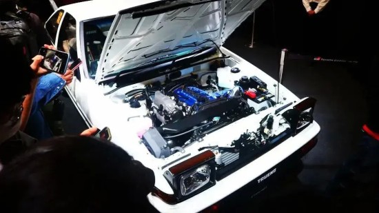 ae86是什么车 丰田复产拓海座驾AE86