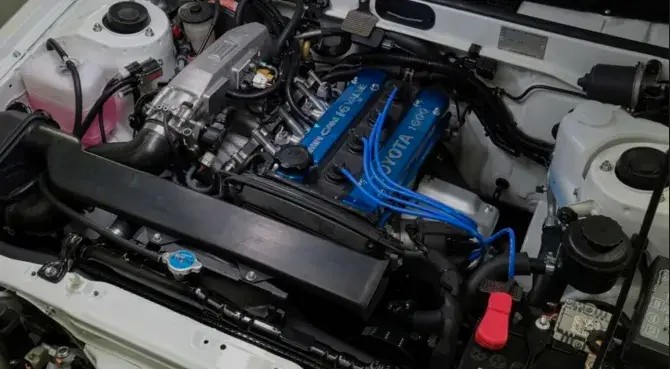 ae86是什么车 丰田复产拓海座驾AE86