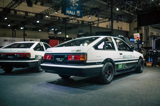 ae86是什么车 丰田复产拓海座驾AE86