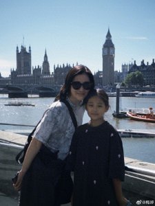 ​梅婷做梦都会笑醒！11岁女儿曾慕梅进军电影圈，一出道直接演主角