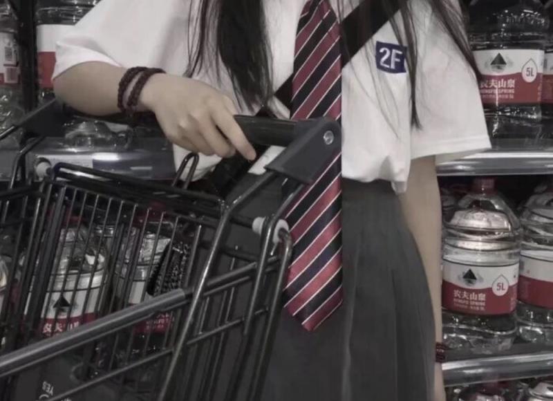 水瓶座失恋后如何走出阴影