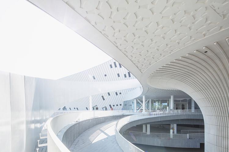 4、厦门海峡艺术中心