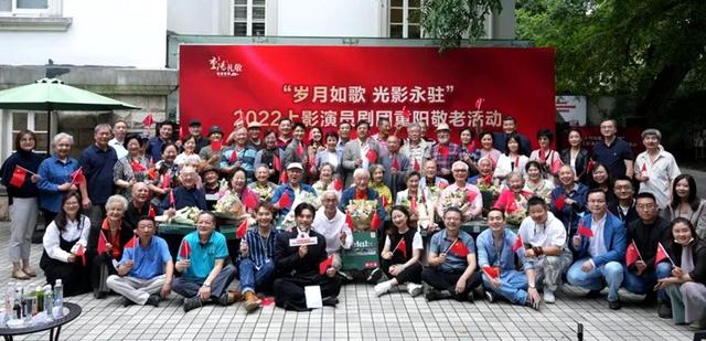 达式常主演过哪些电影(他与达式常都是上影演员)(1)