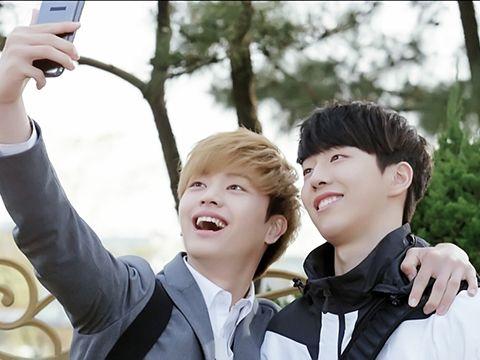 金宇彬李钟硕一起演的韩剧(制造无数男神的这部韩剧又来了)(1)