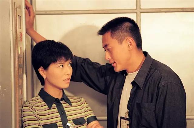 滕丽名饰演的电视剧(滕丽名魏骏杰定情之作)(15)