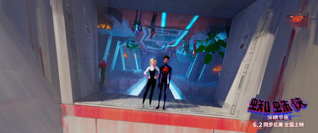 《蜘蛛侠:纵横宇宙》 迈尔斯格温跨时空重逢