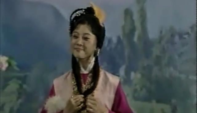 马兰与韩再芬哪个比较漂亮(三十年前的电视剧画质再渣)(14)