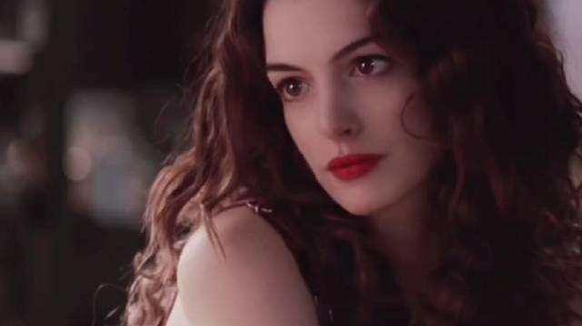 安妮海瑟薇好看的电影推荐(海瑟薇也拍过被限制的电影)(1)