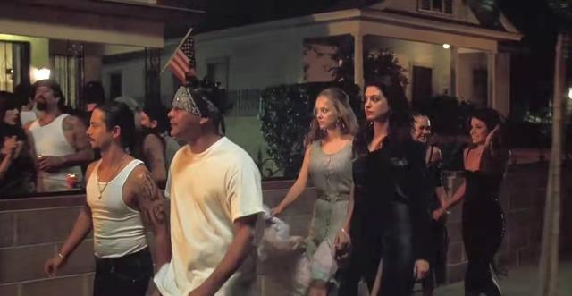 安妮海瑟薇好看的电影推荐(海瑟薇也拍过被限制的电影)(7)