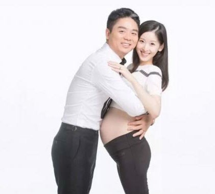 刘强东前女友重回京东任高管，奶茶妹妹只是炮灰？