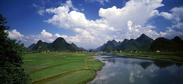 阳朔山水甲桂林,是真的吗?