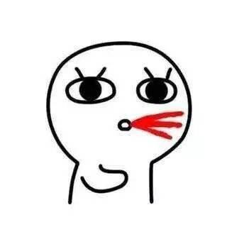 学生趴电动车后备箱写作业,作业固然重要但安全更重要!