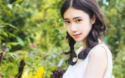 相亲女愿意交往的表现，相亲后女生什么表现说明愿意跟你交往