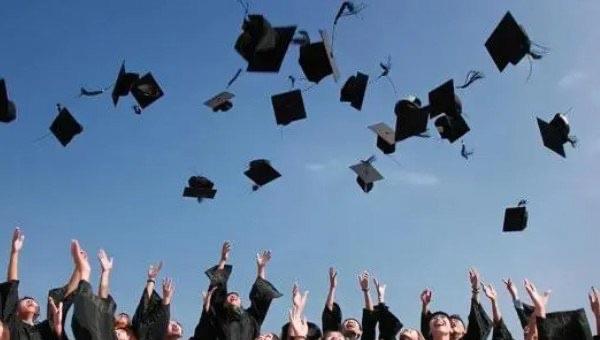 生活民办本科有必要读吗，民办学校学费一般多少  3