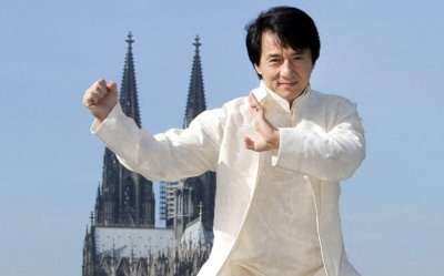 ​盘点成龙最新上映的十部电影：九部烂片，搭档施瓦辛格辣眼睛