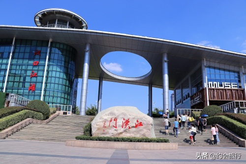 畅游|带着公仔游江滩,看长江大桥,赏黄鹤楼美景,随便逛,免费