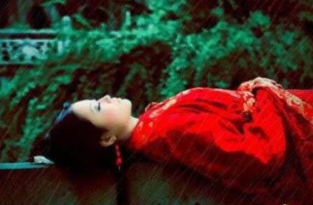 红色嫁衣歌曲为什么禁止 红嫁衣歌曲背后的故事