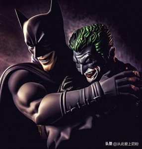 ​蝙蝠侠与小丑多像我们的外在与内心