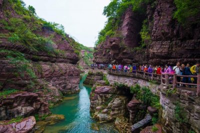 ​8月28日至9月29日，河南云台山对全国人民免门票