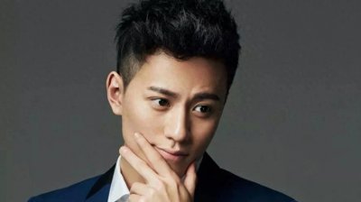 ​秦俊杰从青涩少年到实力演员的华丽蜕变