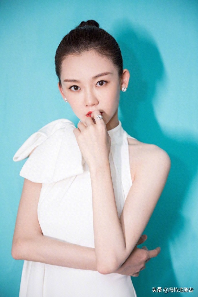 《芳华》女主角:苗苗,人美,怎么着都好看