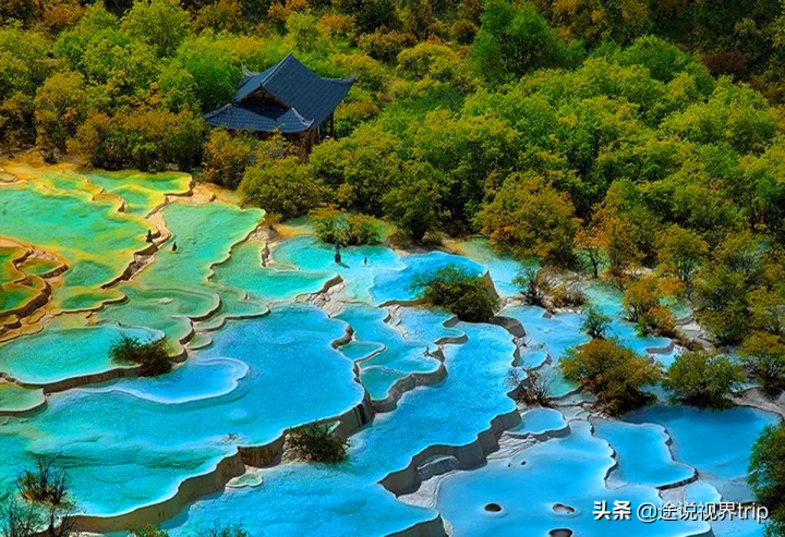 全球最美的人间仙境（带你了解世间最美的九寨沟）