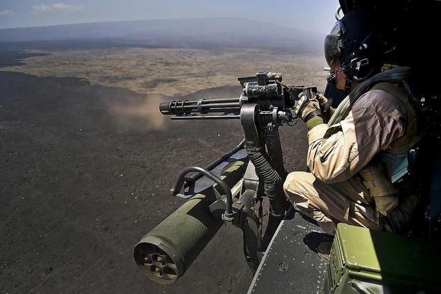 美国7.62毫米加特林机枪（盘点中美俄三国的加特林多管机枪）(9)