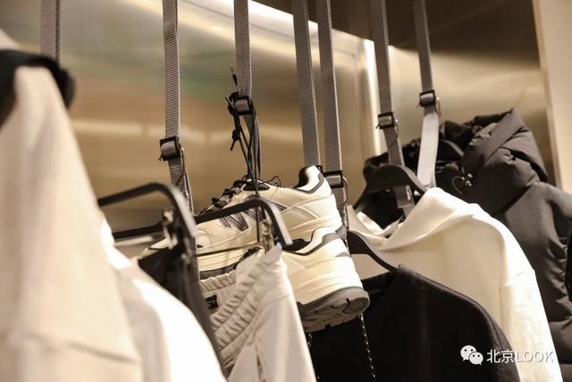 上海最大的zara旗舰店地址（亚洲最大ZARA）(8)