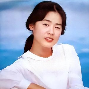 ​离婚20多年，前妻改嫁著名导演，而现在的他过得怎么样了？