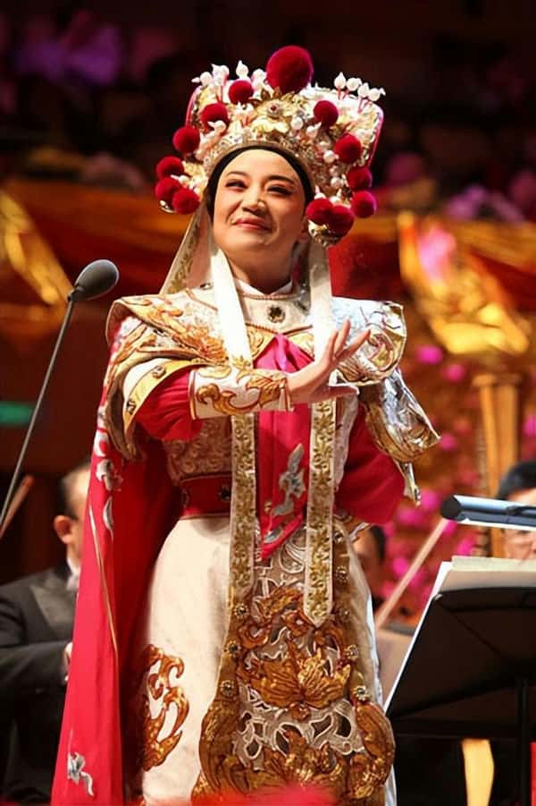 常香玉为啥收回小香玉的艺名（小香玉跟常香玉的关系）