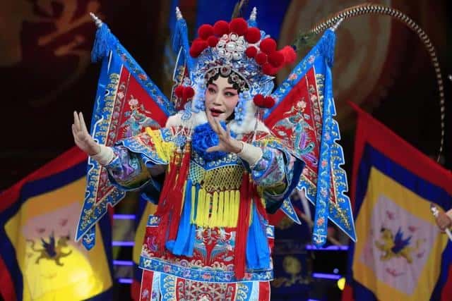 常香玉为啥收回小香玉的艺名（小香玉跟常香玉的关系）