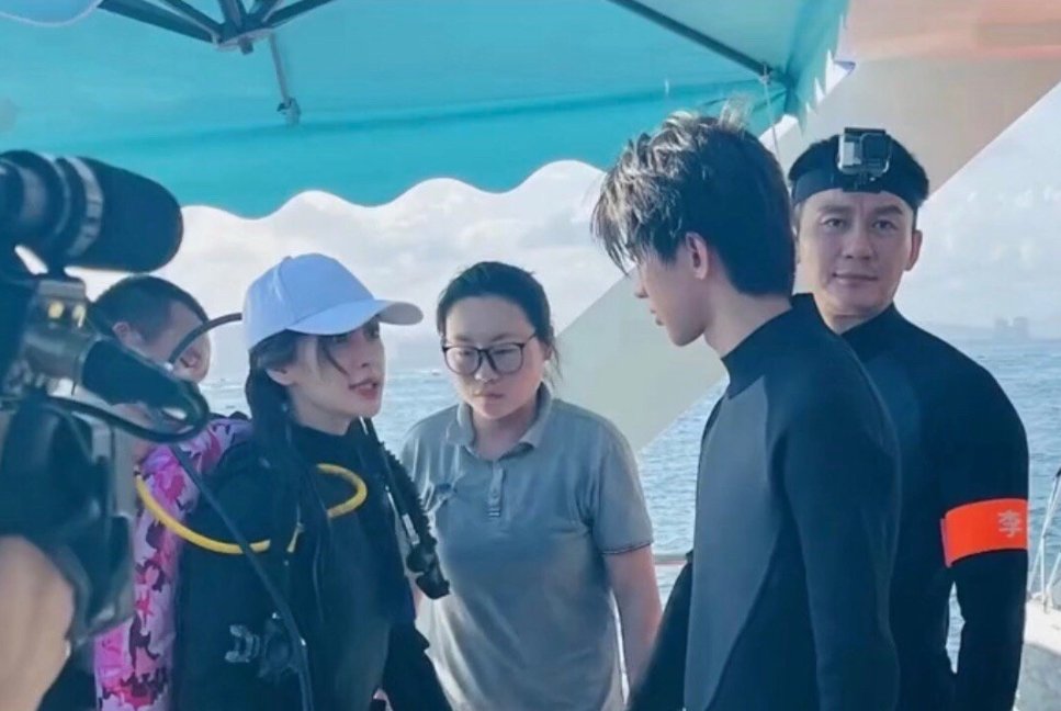 baby蔡徐坤绯闻(蔡徐坤和baby是什么关系)-图12