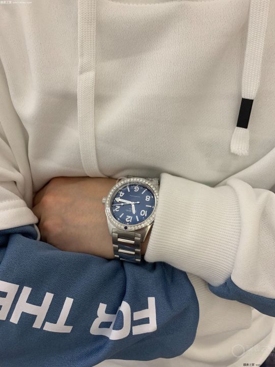 格拉苏蒂手表什么档次（格拉苏蒂原创年度热门表款盘点）